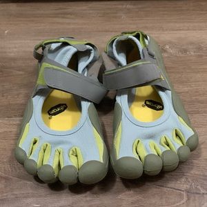 Vibram five fingers 42 blue green